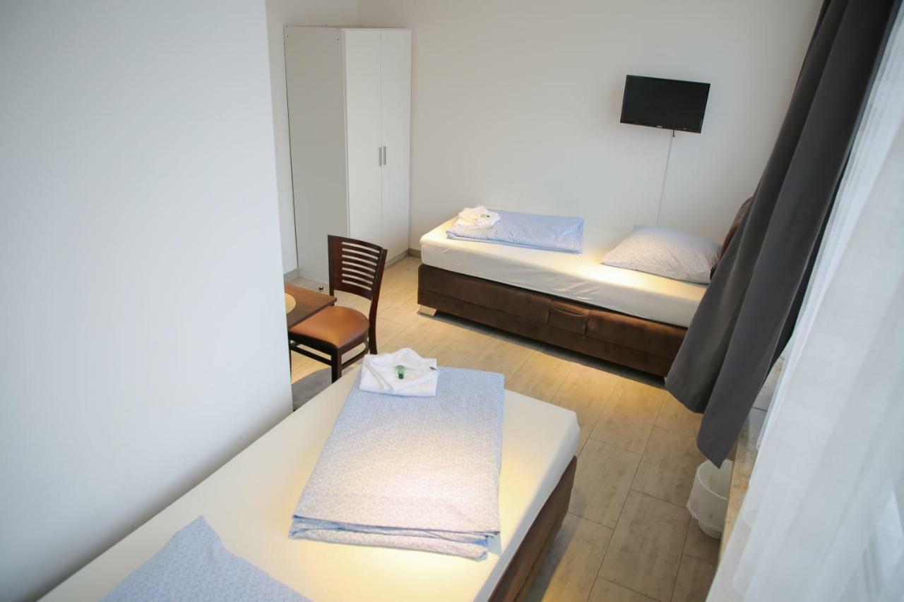 Franken Motel Fürth Eksteriør billede